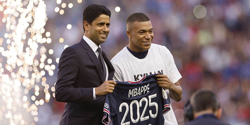 Kylian Mbappé cầu thủ trẻ